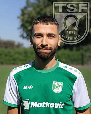 Dardan Veseli