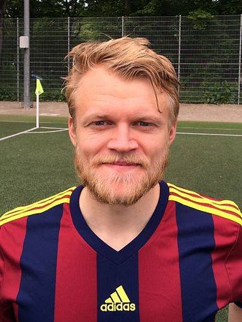 Foto: Portrait: Maximilian Hackensch