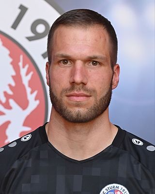 Dominik Manzenberger