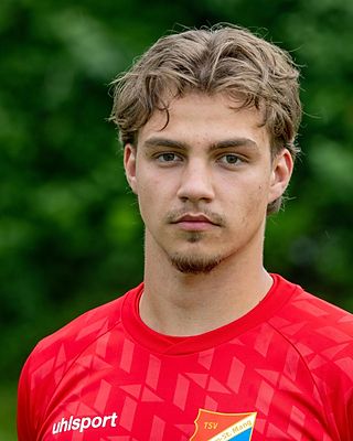 Levente Pozderka