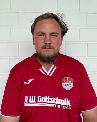 Dennis Müller