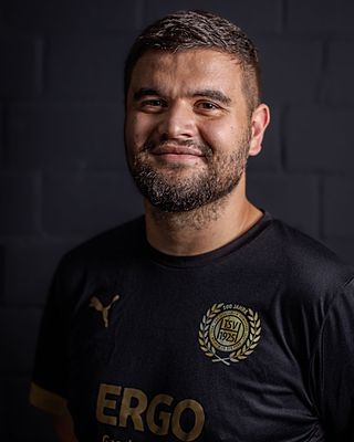 Hazir Kreyeziu
