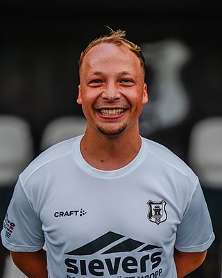 Niklas Wolf