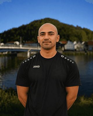 Haris Ayhan