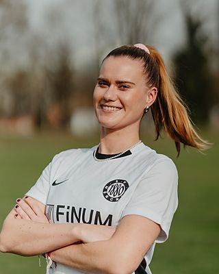 Nina Zöttl