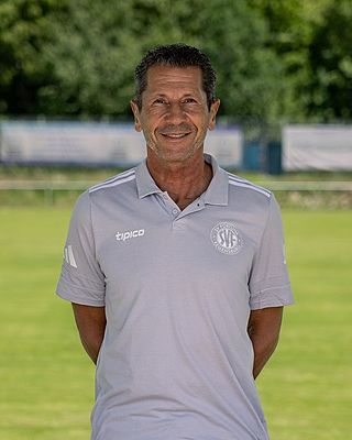 Carlos Sternecker
