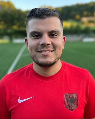 Nazmi Zuta