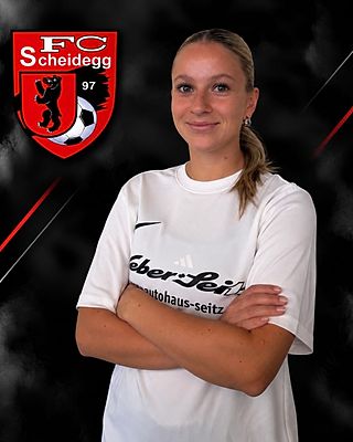 Sophie Bayer