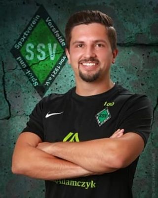 Dustin Reich