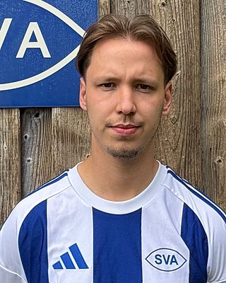 Leon Opitz