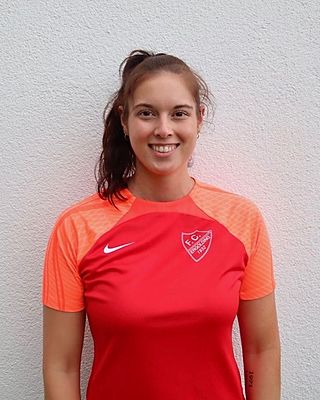 Laura Binder