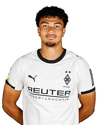 Justin Adozi