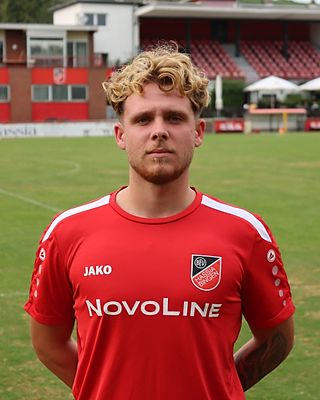 Taylor Louis Knewitz