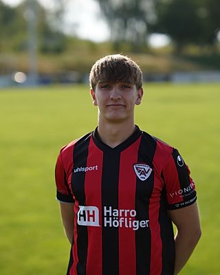 Julian Weiß