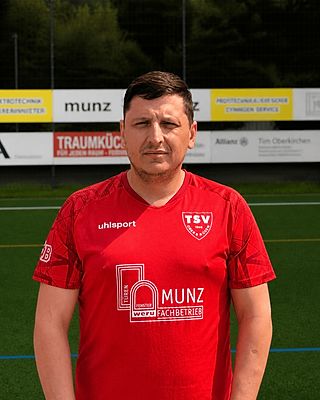 Bashkim Krasnici