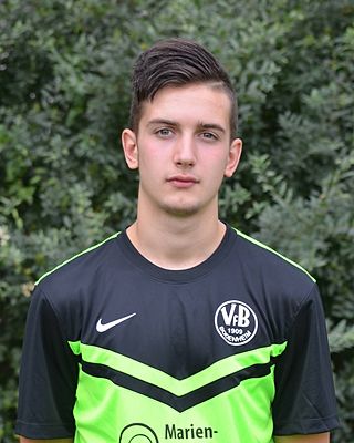 Artem Holzmann