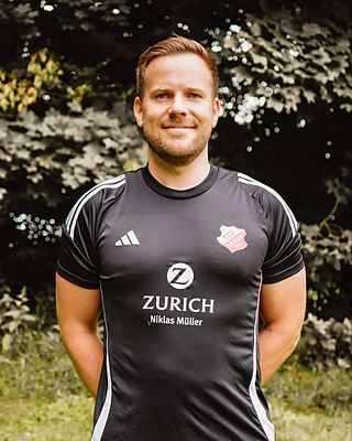 Niklas Müller