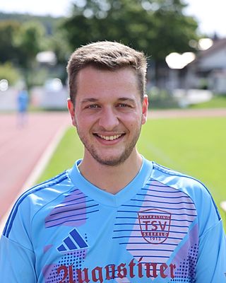 Leon Kreuzer
