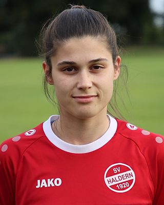 Alina Bonnes