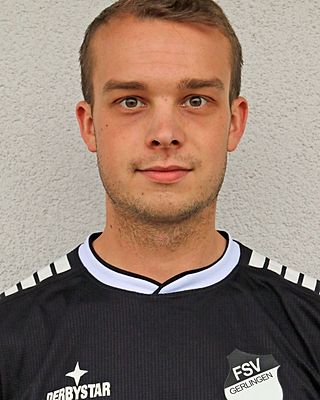 Dominik Tautz