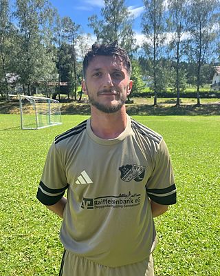 Emsal Shasivari