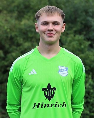 Leonard Maximilian Scharre