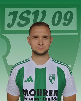 Yannik Engels