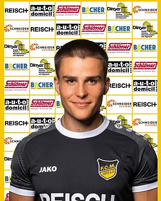 Lukas Flöß