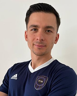 Okan Ayiköz