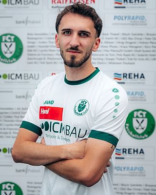 Male Tolaj