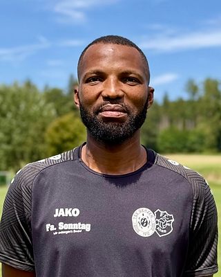 Oluwasola Akinfolarin