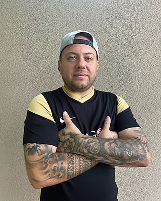 Onur Gür