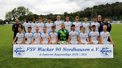 Hinten vlnr: Sven Kreidemeier (Trainer), Isaac Temiloluwa Okwubor, Abdiaziz Said Ahmed, Christan Frenzel, Mustafa Maliki, Felix Leibiger, Kevin Floßmann, Tore-Andre Diederich, Paul Kohl, Kevin Schlesier, Steve Hoffmann (Trainer), Jens Penzler (Trainer).

Vorne vlnr: Leon Ortlepp, Hamid Mirzaye, Lukas Gaßmann, Yannik Fiedler, Tim Nolte, Tim Wiese, Shadab Shojai, Manuel Richwien, Farzad Mirzaye, Luca Pezely.

Es fehlt: Torsten Ernst (Torwarttrainer).