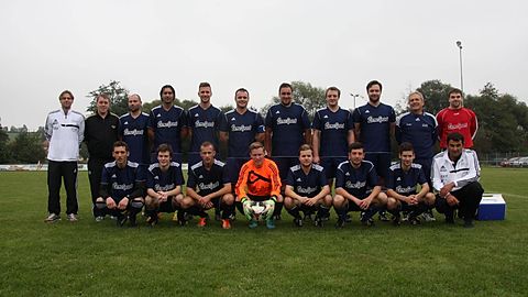 obere Reihe von links: Spielleiter Trescher, Reichert, Buchholz, Luli, Kagerer, Klinger, Schatz, Fieltsch, Diermeier, Trainer Löffler, Physiotherapeut Friedrich
untere Reihe von links: Y. Bajramaj, M.Häckel, M.Bajramaj, Herrmann, Hussendörfer, Besler, Kirchdörfer, Spielleiter Lukic