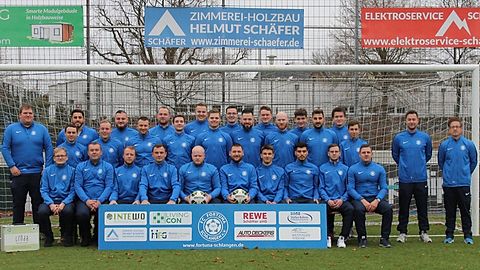 (1. Reihe von vorne, von links nach rechts) Michael Feldmann,Eugen Bailmann, Dennis Becker, Artur Strohmaier, Thorben Bruns, Mathias Tofall, Iwo Witalinski, Mohamad Farroukh, Willi Redekop, Timm Edsen.
(2. Reihe von vorne, von links nach rechts) Marc Wulfkuhle(Betreuer), Niko Engel, Louis Möllenbernd, Edgar Lutz, Moritz Voß, Julian Haag, Marc-Steven Abbott, Thomas Feldmann, Ali Öztürk, Joscha Vothknecht,                                      Daniel Sens(Trainer), André Jesse(Co-Trainer).
(3. Reihe von vorne, von links nach rechts) Dani Kran, Cedric Vukadinovic, Kai Bierwirth, Christoph Stricker, Heinrich Wedel, Jan-Patrick Kübler, Luca Heise, Simon Liu.
(Nicht auf dem Mannschaftsfoto ) Andreas Schweizer, Lucas Zimmermann, Robert Schiebelhut, Marcel Bailmann, Tornike Antidze, Dave Essen.