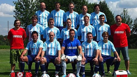 Oben. v. links: Piendl Matthias, Stegbauer Christian, Sperl Daniel, Brandl Josef, Fischer Thomas; 
Mitte. v. links: Nehl Jan-Erik (Physiotherapeut), Dilger Christian, Winter Laurin, Schneppe Carsten, Vielreicher Konrad, Stegbauer Thomas, Foierl Robert (1. Abteilungsleiter);
Unten v. links: Spanner Michael, Pataki Lajos, Kanya Eduard, Schauer Benjamin, Prasch Josef;
es fehlen: Fuchs Thomas, Fürst Andreas, Renger Rene