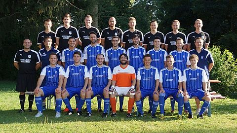 Hintere Reihe v. L.: Julian Häußler, Robin Bauhofer, Samuel Basler, Christoph Jung, Stefan Gold, Sebastian Stecker, Christian Koros, Stefan Kast
Mittlere Reihe v. L.: Alessandro Scelsi, Jürgen Zwatschek, Markus Forchhammer, Alexander Konstantinides, Dominik Zwatschek, Adriano Scelsi, Marcel Peter, Frank Brandl, Martin Balleis
Vordere Reihe v. L.: Tobias Zwiebel, Dominik Witte, Martin Schweizer, Daniel Schwegler, Sebastian Kräss, Tobias Dannerbauer, Felix Lecheler
Es fehlen: Wjatscheslaw Straub, Konstantin Winterhalder, Alexander Jakob, Michael Ott, Lukas Schaucher