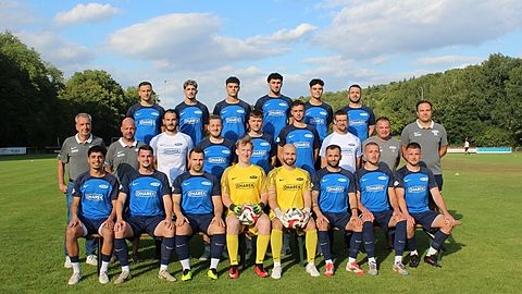 1. Mannschaft Kreisliga Bruchsal Saison 2025/26
 
hintere Reihe von links nach rechts:   Angelo Lauria, Ali Yurdakul, Jermaine Enderes, Ardwan Naief, Elijah Enderes, Oguz Demir

mittlere Reihe von links nach rechts:  Dietmar Hirsch (SPA), Matthias Hilpp (SPA), Nils Rapp (Co-Trainer), Yannick Hoffmann, Tim Seltsam, Tom Rüßmann, Kris Gerogiev (Trainer), Frank Burghart (SPA), Michael Ferentschik (SPA)
untere Reihe von links nach rechts:  Meric Metin, Marvin Bühler, Eugen Bortnikov, Luca Martin, Valantis Terzopoulos, Vasilios Rosilovalis, Till Lehmann, Dennis Seidenspinner