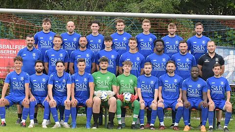 Mannschaftsfoto: Herren - 1. Mannschaft - SV Burgweinting - Saison 25/26