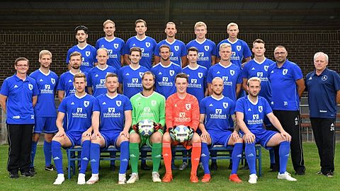 vorne von links: Dominik Wagenknecht, Felix Diekmann, Mirko Holstein, Tobias-Hubert Grüter, Dominik Burkl, Martin Dirkes, 
mittlerer Reihe von links: Sportlicher Leiter Johann Lämmer, Lars Brüggemann, David Schulterobben, Fabian von der Haar, Julius Hammelmann, Marcel Holstein, Lutz Hölker, Michael Summe, Nicolas Schawe, Trainer Markus Lepper, Betreuer Hans Lohbeck, 
hintere Reihe von links: Furkan Isik, Tim Br?ggemann, Michael Rechtien, Lars Wulf, Daniel Vennemeyer, Dennis Wessling.