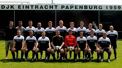 hintere Reihe von links nach rechts: Jens Krüßel, Christian Hoffmann, Thomas Wildermann, Camal Bas, Timo Aalderks, Michael Robben, Kevin Schepers, Daniel Wolters, Johannes Tombrink, Daniel Nakelski &amp; Andre Brelage
vordere Reihe von links nach rechts: Thomas Herick, Andre Wendt, Andreas Thomes, Marco van Lierop, Hendrik Hockmann, Andre Hanneken, Fabian Schmitz &amp; Nico Rickling (3. herren)
Es fehlen: einige!