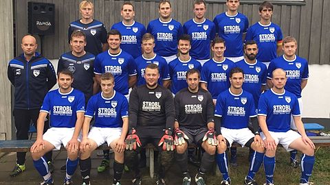 Hinten: Jürgen Angermeier, Florian Häusler, Philipp Lainer, Michael Bogner, Martin Häusler, Daniel Rückauf
Mitte: Christoph Abholzer (Trainer), Andreas Strobl, Robert Walter, Daniel Föckersperger, Armin Sterr, Stephan Thalhammer, Ziyad Yassin, Johannes Maier
Vorne: Andreas Steer, Florian Maierthaler, Stefan Huber, Roman Prinzhaus, Julian Buchmeier, Fabian Kirmeier