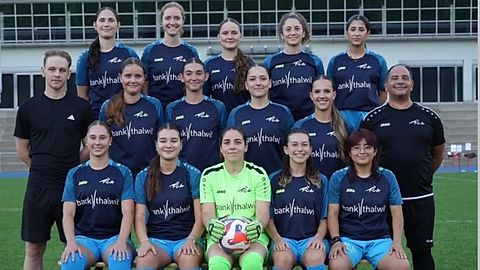 Mannschaftsfoto: Frauen - 1. Mannschaft - FC Adliswil - Saison 26/27