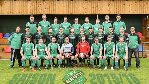 hinten v.l.: Florian Zeitler (Betreuer 2. Mannschaft), Jonas Zeitler, Fabian Quast, Manuel Schmid, Daniel Mewes, Alexander Benner, Philipp Käß, Sebastian Hösl (Co-Trainer), Michael Bachmeier (Spielertrainer)

Mitte v.l.: Hansi Stangl (Abteilungsleiter), Matthias Zier, Robert Schieder, Fabian Lindner, Alexander Schraml, Sebastian Meyer, Marius Steiner, Michael Meissner, Jonas Walberer, Peter, Dippel, Stefan Schieder, Peter Schieder (1. Vorstand)

vorne v.l.: Philipp Horn, Daniel Budnik, Nico Sallak, Christian Schupfner, Lukas Köllner, Alexander Benner, Sebastian Schieder, Stefan Hösl

Es fehlen: Fabian Mark, Markus Käß und Udo Schupfner