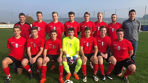 Stehend von links: Co-Trainer Peter Attenberger, Christoph Aigner, Fritz Greineder, Franz Aigner, Elias Attenberger, Christoph Stömmer, Simon Bachl, Trainer Robert Kirschner
Sitzend von links: Stefan Nußbaumer, Tobias Blüml, Philipp Gruber, Andreas Reichl, Karl Straßl, Leonhard Weigl, Christian Schachtner