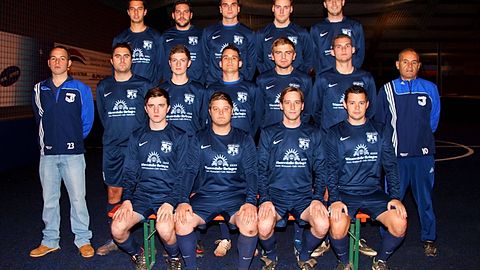 Hintere Reihe:
Erik Müller, Patrick Kuttruff, Mario Savino, Denis Aydin, Günter Gutbrod

Mittlere Reihe:
Dirk Kuttruff(Betreuer), Dennis Krikziokat, Dominik Lorey, Etienne Jakob, Philip Scharn, Sebastian Gumbert, Herbert Keil(Trainer)

Vordere Reihe:
Massimo Daub, Denis Nitsch, Georg Gutbrod, Alexander Römer