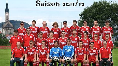 Hinten v. li: Sebastian Krieg, Matthias Url, Daniel Bauer, Alexander Galle, Adam Niemczyk, Benjamin Tolksdorf, Markus Bauer, Stefan Fürst, Martin Krieg
Mitte v. li: AL Thomas Gründinger, Sportl. Leiter Fabian Bauer, Maximilian Zillner, Johannes Schäffner, Leo Molleker, Maximilian Süß, Fabian Gastinger, TW-Trainer Karlheinz Autengruber, Trainer Anton Autengruber
Vorne v. li: Leiter Finanzen Erwin Vielreicher, Johannes Reiter, Andreas Huber, Florian Krottenthaler, Sebastian Becker, Johannes Bauer, Emanuel Endl, Betreuer Andreas "Chef" Klinginger. Es fehlt: Alexander Rodler