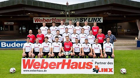 Hintere Reihe von links: Niclas Schmidt (39), Simon Tolle (15), Nicolas Handrack (19), Marius Britz (23), Julien Frech (10), Loic Schneider (20), Arndt Schell (Zeugwart) 
Mittlere Reihe von links: Mario Nock (Zeugwart), Daniel Schütz (Zeugwart), Joshua Göser (09), Helim Ayaz (07), Patrick Hennenberger (03), Mathias Vollmer (12), Stefan Senn (02), Thomas Bauer (14), Andreas Renner (Trainer), Fritz Wendling (1. Vorstand)
Vordere Reihe von links: Frank Wendling (20), Eric Ehle (04), Nicolas Schmitt (08), Oliver Raufeisen (17), Marc Schuhmacher (01), Mehdi Bousalla (11), Yamin Traikia (16), Mikael Kuntz (13), Stefan Wendling (06) 
Es fehlen: Christophe Contrant (05), Philipp Kleinken (18), Alexis Dubuquoix (29)
