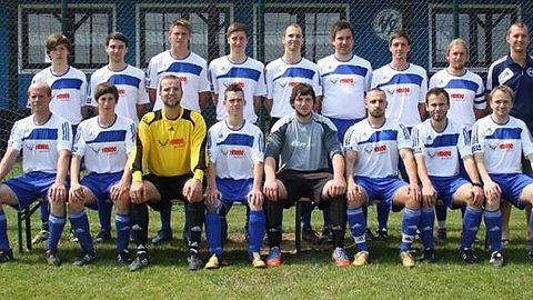 Stehend: A. Steinl; M. Schmid; P. Dittner; C. Neukam; T. Arnold; M. Thurn; T. Gradl; F. Schnödt; Trainer M. Müller
Sitzend: B. Hann; J. Diepold; S. Arnold; A. Proske; T. Held; D. Scherl; J. Karl; S. Schnödt
Es fehlen: K. Rauh; G. Fahrnbauer; M. Bauer; J. Wiesend; M. Held