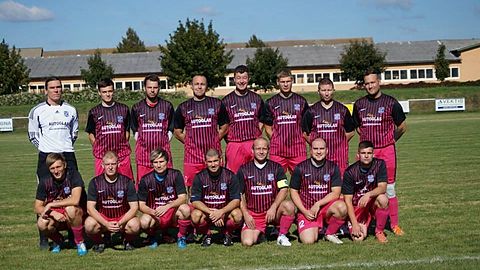 hinten: Sebastian Lehmann; Georg Schröter; Christopher Stamm; Elmar Meinhardt; Stefan Rosenkranz; Kim Schäfer, Andre Hesse; Manuel Brandt
vorn: Steve Ruzanski; Moritz Rast; Christian Wede; Andre Krämer; Maik Weimer; Eric Plötz; Toni Klepzig